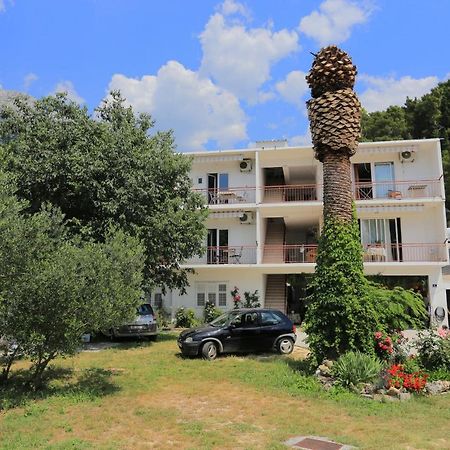 Apartment Tucepi 2676B Экстерьер фото