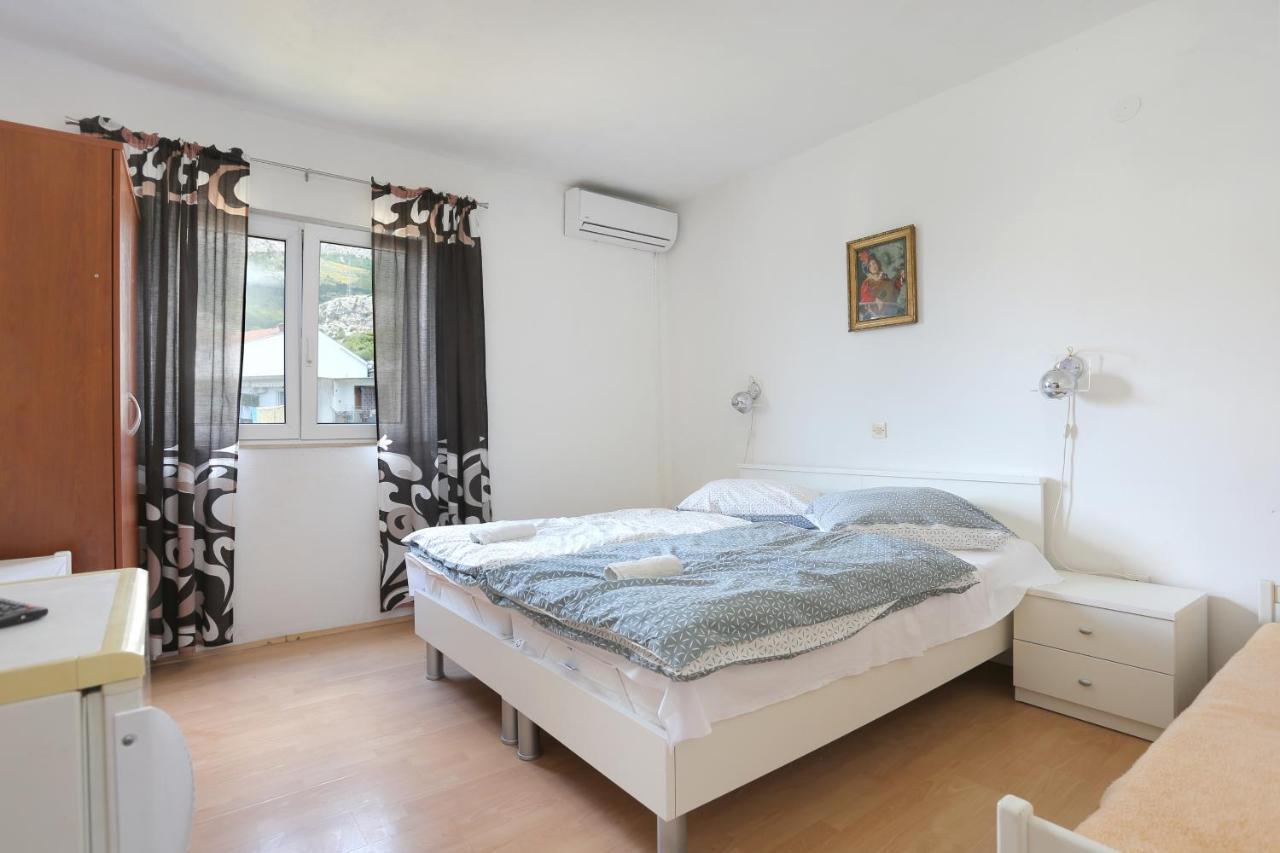 Apartment Tucepi 2676B Экстерьер фото